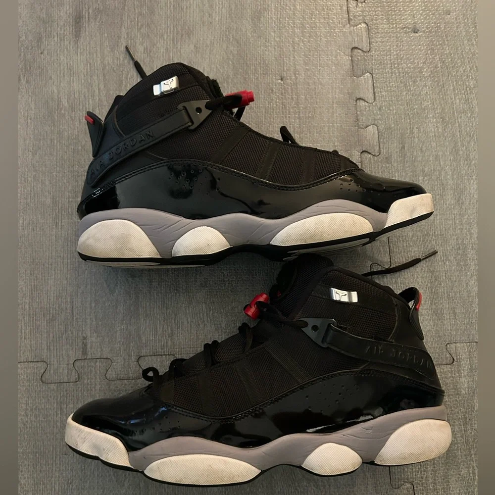 Air Jordan 6 Rings Black Red Basketball Sneakers. Mens size 12.
